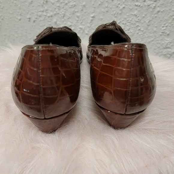 Shelby - Women's Brown Loafers with Tassle - Picture 7 of 10